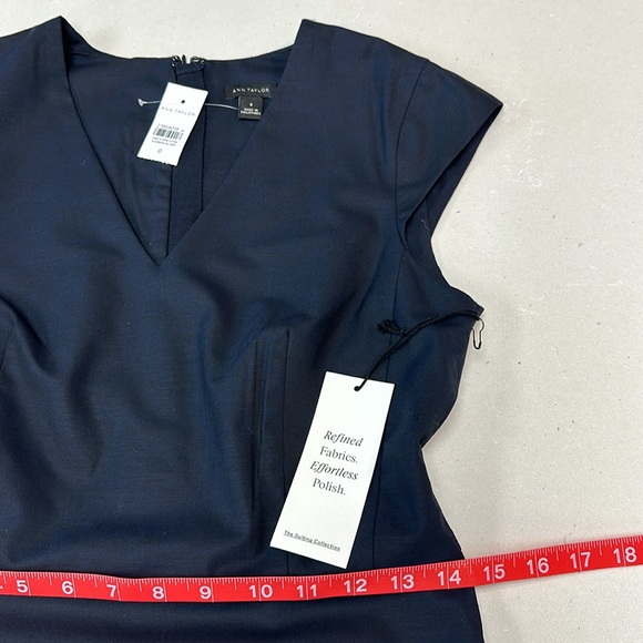 LITTLE NAVY DRESS 👗 NWT ANN TAYLOR - Picture 8 of 11